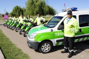 Los inspectores de tránsito ya se movilizan en nuevas motos.