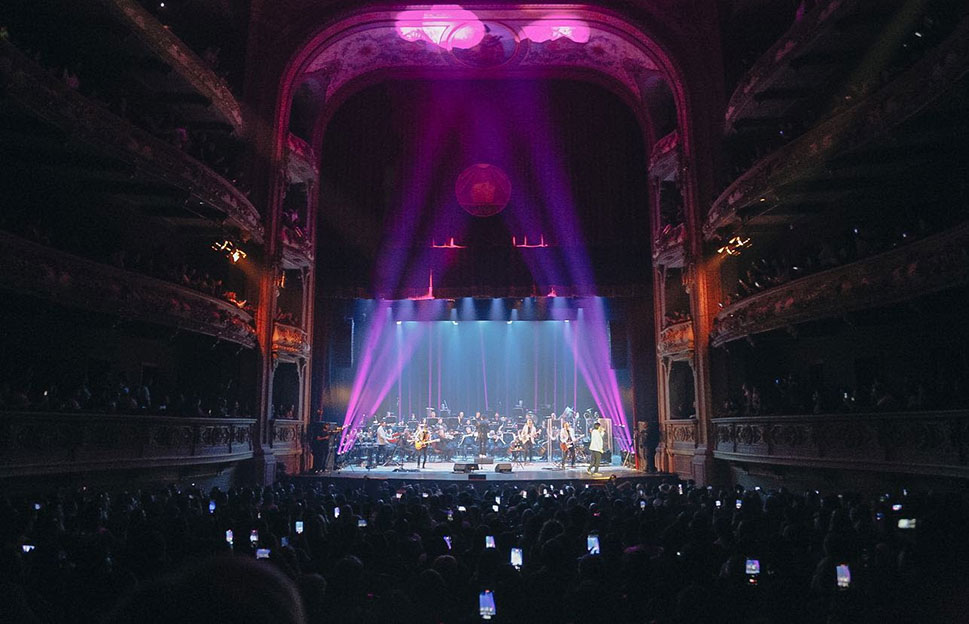 Ciro y Los Persas presenta su nuevo show en el Teatro Plaza